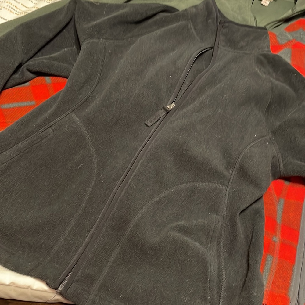 Fleece Jacket Bundle. - image 5